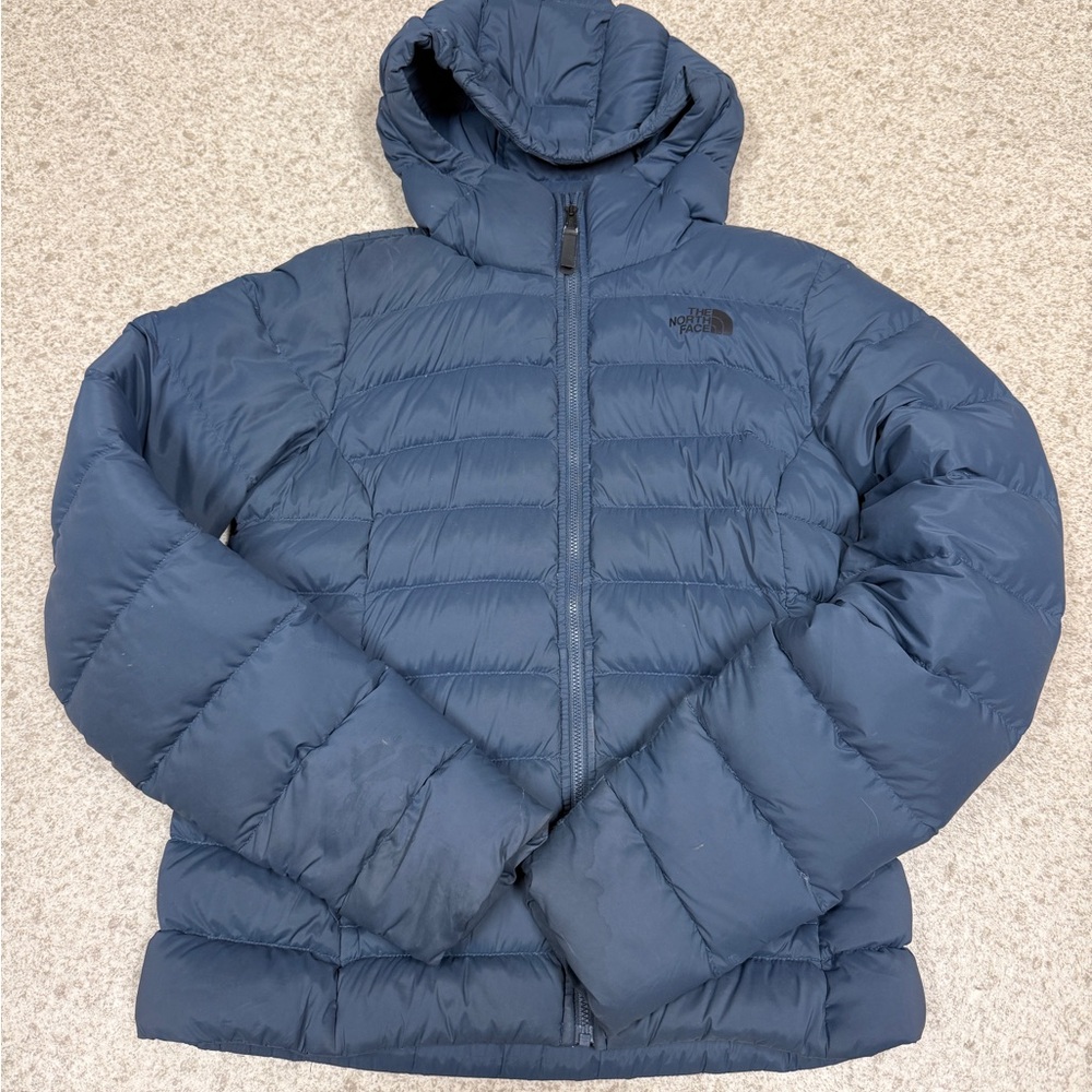 The North Face women’s Navy/dark teal Blue Insulated Puffer Jacket with Hood
